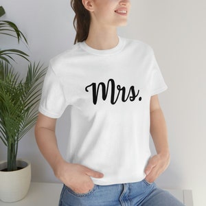 Mrs. Shirt, Classic Script Shirt, Honeymoon Shirt, Trendy Mrs. Shirt, Just Married Shirt, Mrs. Shirt Gift, Cute Mrs. Shirt