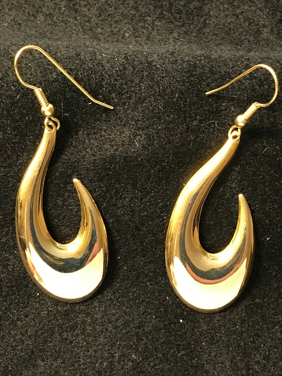 Vintage Shiny Gold Tone Earrings - image 1