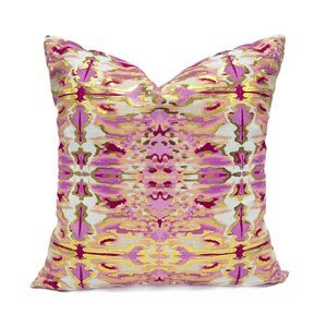 Fuscia & Peach Kaleidoscope Gold Foil Pillow || Kaleidoscope Pillow || Fuscia Pillow || Gold Foil Pillow - 1028