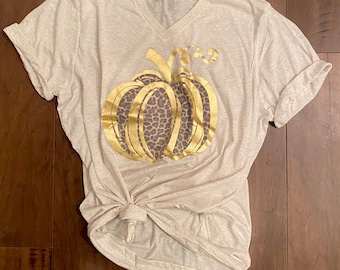 Leopard Print and Gold Foil Pumpkin T-shirt ||  Fall T-Shirt