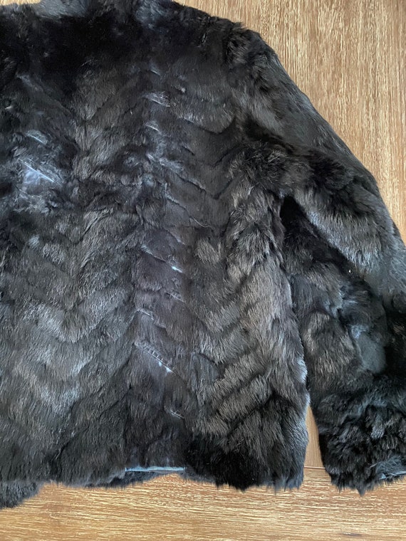 Vintage Women’s Black Rabbit Fur Coat Jacket - image 5