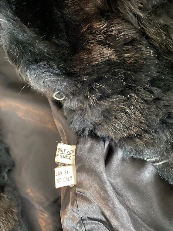 Vintage Women’s Black Rabbit Fur Coat Jacket - image 9