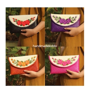 SALE Flower Straw Clutch, Straw Bag, Hand Woven Bag, Pandan Leaf Bag, Women Bag, Clutch, Boho, Bohemian, Handmade Woven Straw Bag, Autumn