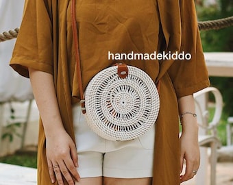 SALE Bali White Twirl Round Rattan Bag, Rattan Bag, Woven Bag, Straw Bag, Crossbody Bag, Women Bag, Boho, Bohemian, Gift Ideas