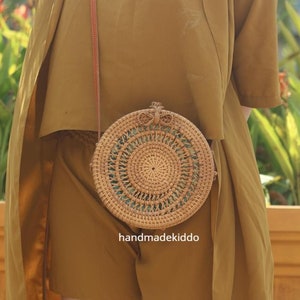 SALE Bali Twirl Runde Rattan Tasche mit Bandverschluss, Rattan Tasche, Gewebte Tasche, Strohtasche, Crossbody Tasche, Frauen Tasche, Boho, Boho, Geschenkideen