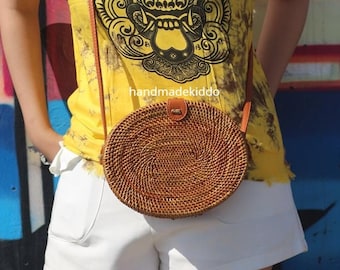 VENTA Bali Ovale Rattan bolso, bolsa de crossbody Ata Grass, bolsa Boho Boho, bolso de paja tejida hecho a mano de mujer (color natural con cierre de clip)