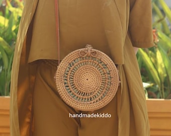 VERKOOP Bali Twirl Ronde Rattan Bag met Lint Sluiting, Rattan Bag, Geweven Zak, Straw Bag, Crossbody Bag, Women Bag, Boho, Boho, Gift Ideas