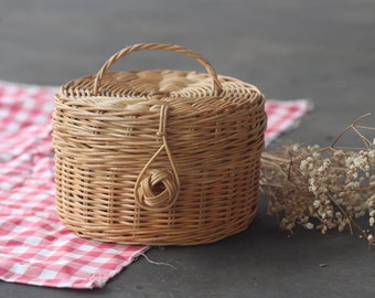 SALE Rattan Basket, Rattan Bag, Rattan Round Box, Rattan Box, Picnic Box in Round Shape, Picnic Box, Boho, Bohemian, Gift Ideas