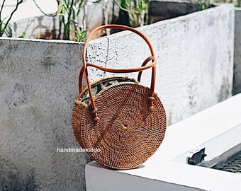 VERKOOP Bali Ronde Rattan Handtas, Rattan Crossbody Zak, Rattan Bag, Boho Boho, Vrouwen Handgemaakte geweven stro zak