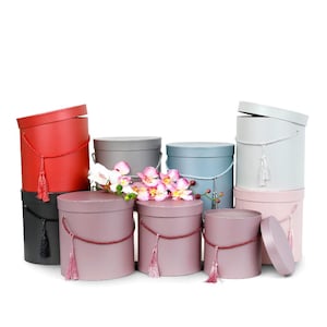 Set of 3 Round Flower/Gift Boxes with Lids - Elegant Storage Solution for Home Décor, Interior Design, Weddings, Birthdays, Special Occasion