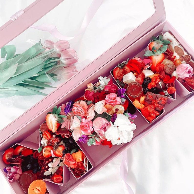 Luxury "mom" Flower Box for Mother's Day – Elegant Gift Packaging for ...