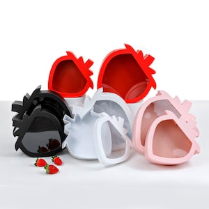 Set of 2 Strawberry-Shaped Gift Boxes for Flowers, Chocolates, and Special Gifts | Unique Packaging for Valentine&#39;s, Birthdays & Occasions