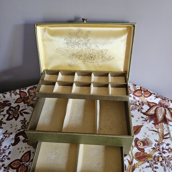 Vintage 1960s Buxton Large Gold Jewelry Box