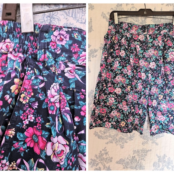Size M to L Vintage 1990s Lady Footlocker Cotton High Rise Shorts