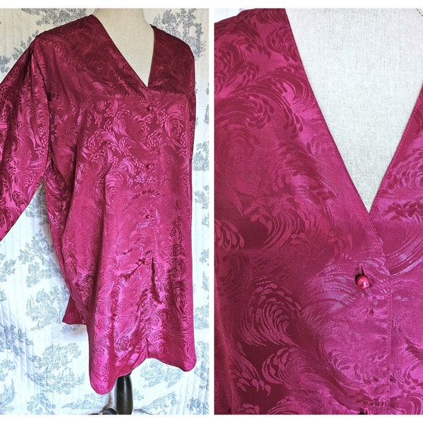 Size M Vintage 1980s Adonna Long Sleeve Satin Night Shirt