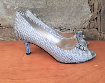 vintage style shoes wide width