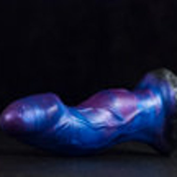 Custom dildo silicone Demon 19 cm long 5.2 diameter