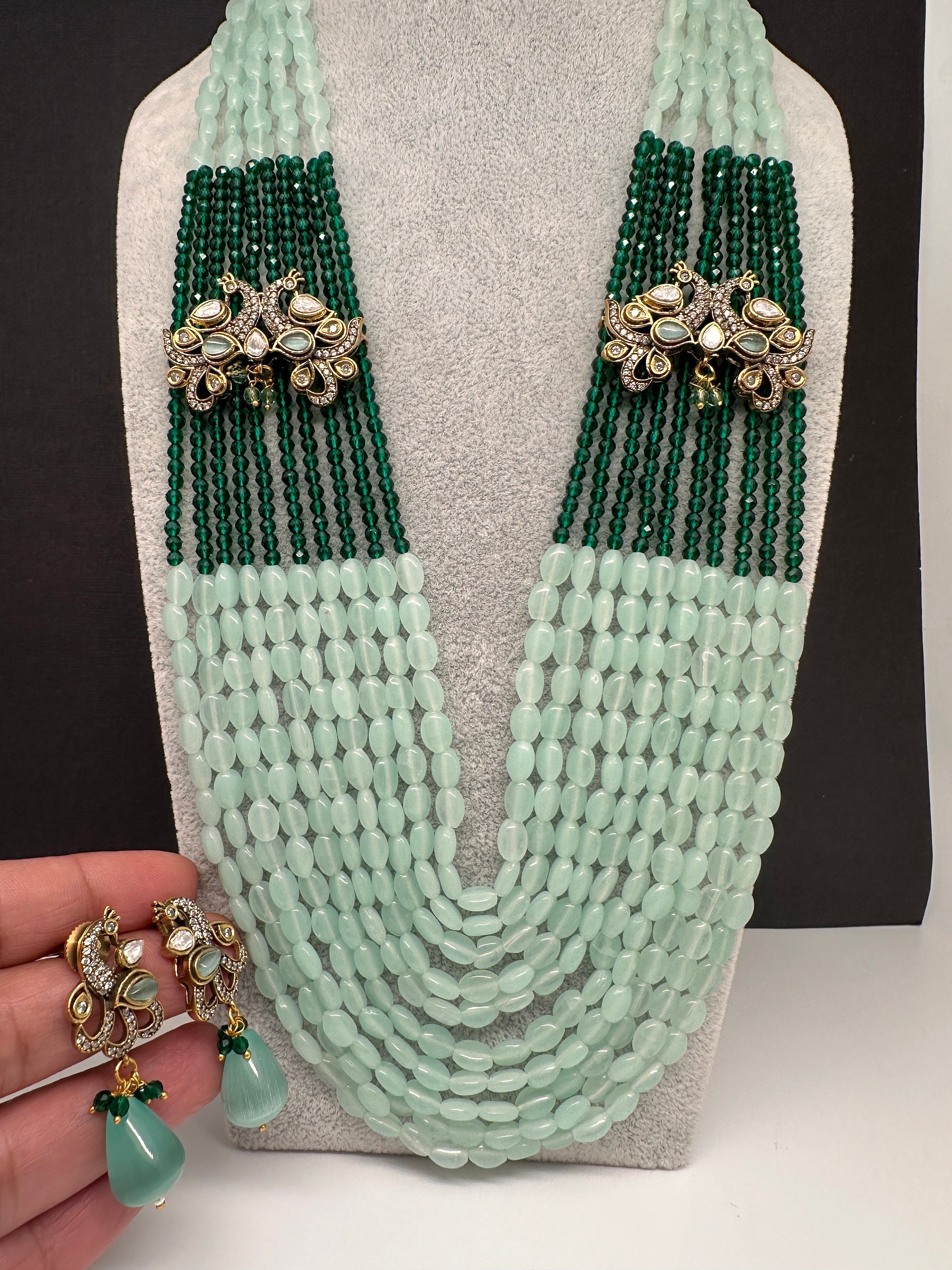 Long green bead necklace deals