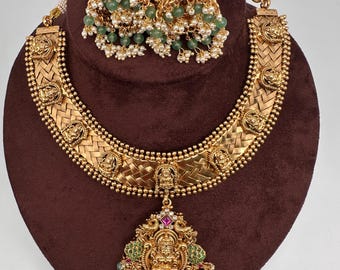 Jadau Kundan Goddess Lakshmi Neckline Statement Traditional Necklace Jhumka, Indian  Jewelry