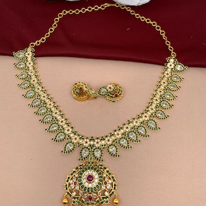Green Kemp Mango  Mala Short Necklace Set