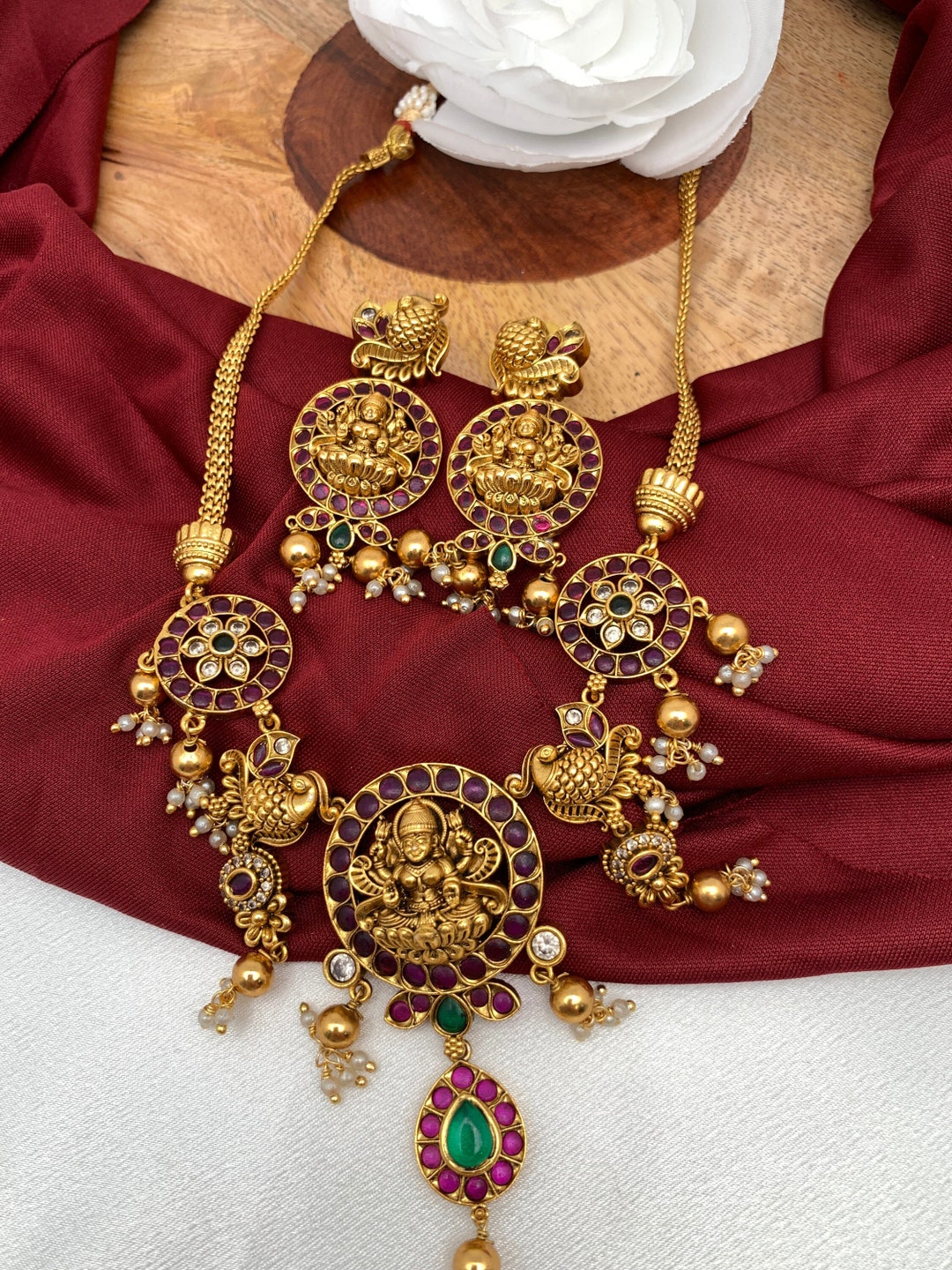 Goddess Lakshmi Red Green Kemp Chain Style Necklace - Etsy