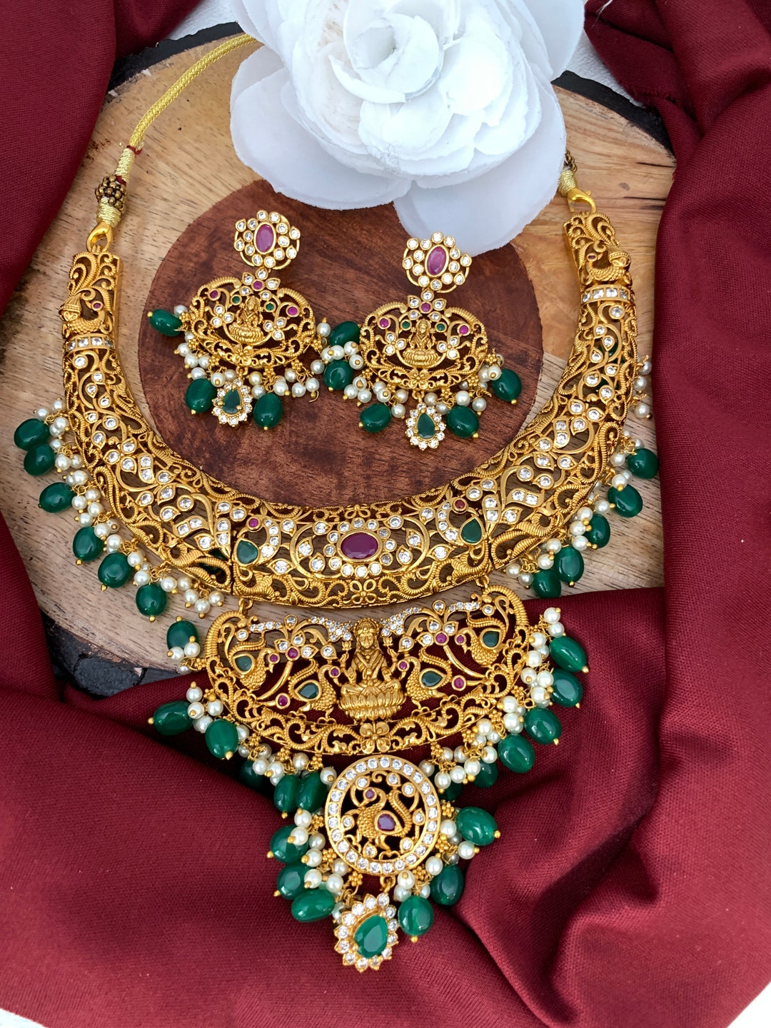 Goddess Lakshmi Pearls Kanthi Neckline Necklace With Green Beads