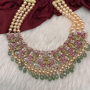 Jadau Kundan Goddess Lakshmi Pearls Traditional Necklace, Indian  Jewelry