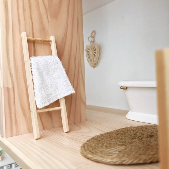 dolls house modern bathroom