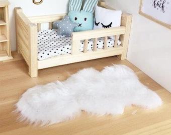 White fur sheepskin rug for modern dolls house 1/12 scale - dollhouse soft furnishings