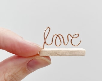 1:12 Scale Love Metal Word Decoration 1/12