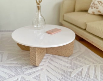 Round modern coffee table for dollhouse, 1/12 scale, scandi dolls house style 1:12