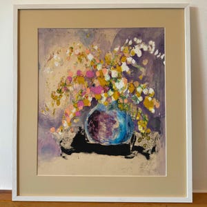 Impresión monográfica de flores de mimosa y lavanda coloridas, pintura original al óleo, flores, jarrón, arte abstracto, pintura de paisaje de artista albanés.
