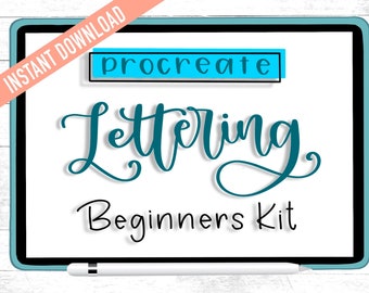 Może przedstawiać: Ekran tabletu cyfrowego wyświetla tekst "Procreate Lettering Beginners Kit" w kolorze turkusowym i czarnym. Tekst "Natychmiastowe pobranie" jest w kolorze różowym na białym tle.