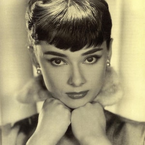 AUDREY HEPBURN 1950s/60s Film Star Photo Prints – Hollywood Screen Goddess - Classic Movie Memorabilia - Gift for Movie Buffs