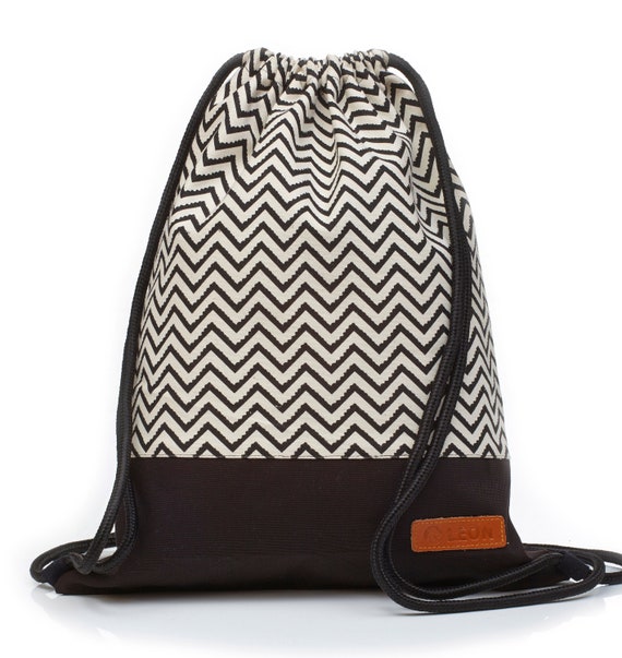 LEON by Bers women's bag men's gym bag backpack daily bag cotton gym bag width approx. 34 cm height approx. 45 cm, design black and white ZikZak