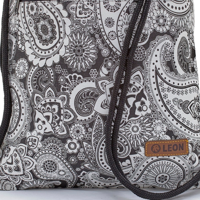 LEON by Bers bag gym bag backpack daypack cotton gymbag 34 cm x 45 cm black and white floral pattern, Paisley_SW Black bottom part image 2