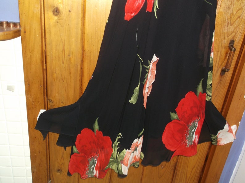 Citrine lined floral asymmetrical V neck dress Open bell sleeves M