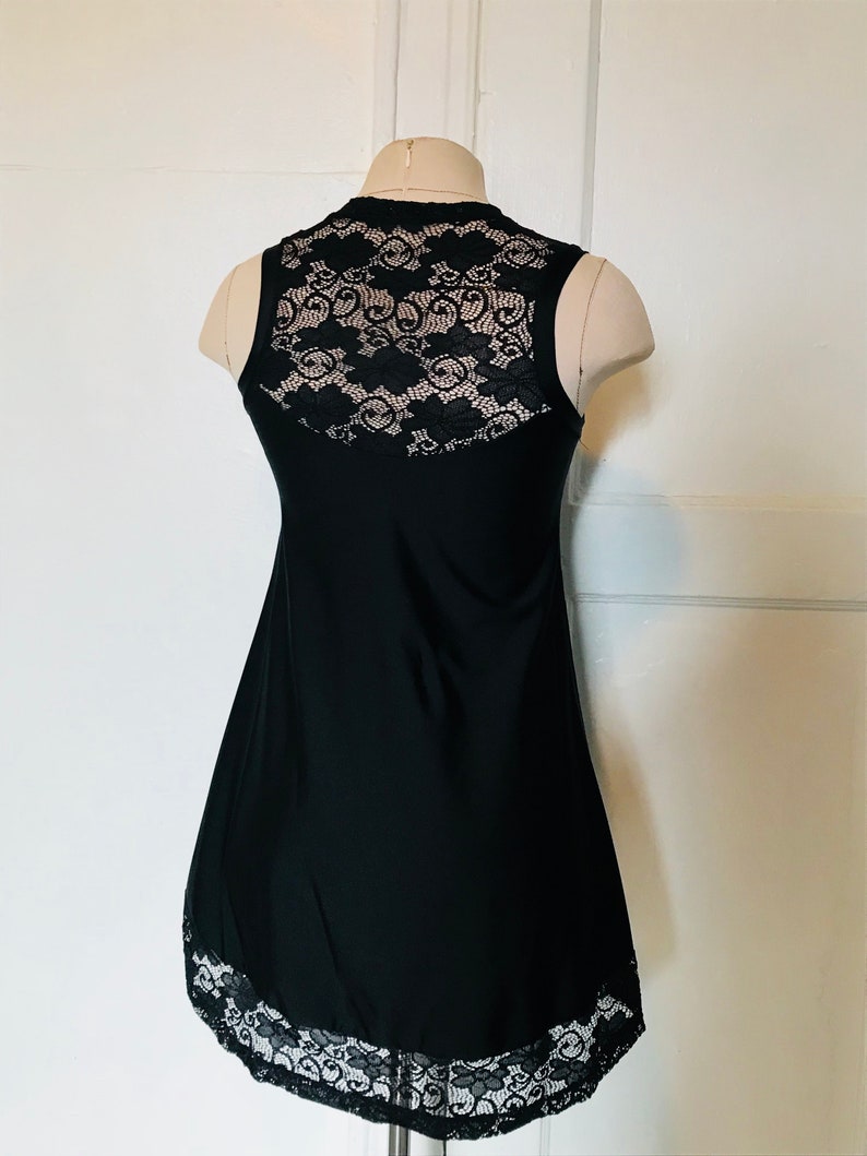 Round Neck Lace Panel Black Dress