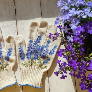 Gardening gloves Bluebonets Gardening gifts for women Handpainted Garden cotton gloves Gifts for gardeners Outdoor planters