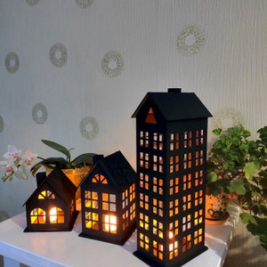 Weihnachtsdorf Häuser 3er Set Holz Weihnachtshäuser mit LED-Leuchten Weihnachtsdekoration Wohnung Dekor Weihnachtsgeschenke Puppenhaus