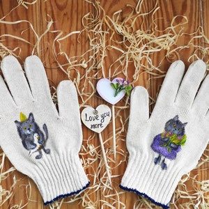 Garden gloves Handpainted Plant lover gift Gift for stepmom Cotton gloves Garden lovers gift Outdoor planter Step dad gift Presents for dad