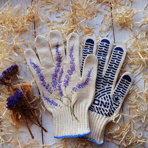 Gardening gloves lavender Garden gloves for women Handpainted Plant lover gift Cotton gloves Birthday presents Outdoor planter Mom presents