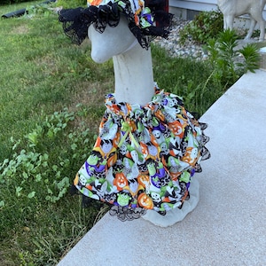 Halloween print Glow in the Large Goose for Cement or Plastic Goose