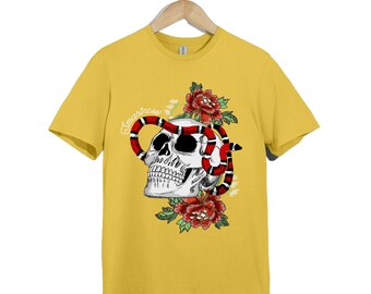 Camiseta Caveira Cobra Rosa: Camiseta Gótica Estilo Tatuagem Unissex