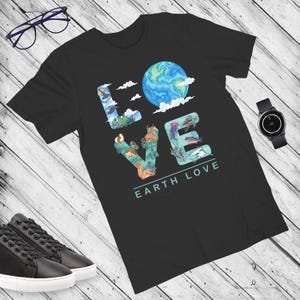 Earth Day Organic Cotton T-Shirt: Planet Lover Graphic Tee