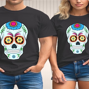 Blauw T-shirt suikerschedel – kleurrijk T-shirt dag van de doden met bloemenschedelontwerp – uniseks Halloween-shirt – grafisch T-shirt Mexicaanse kunst