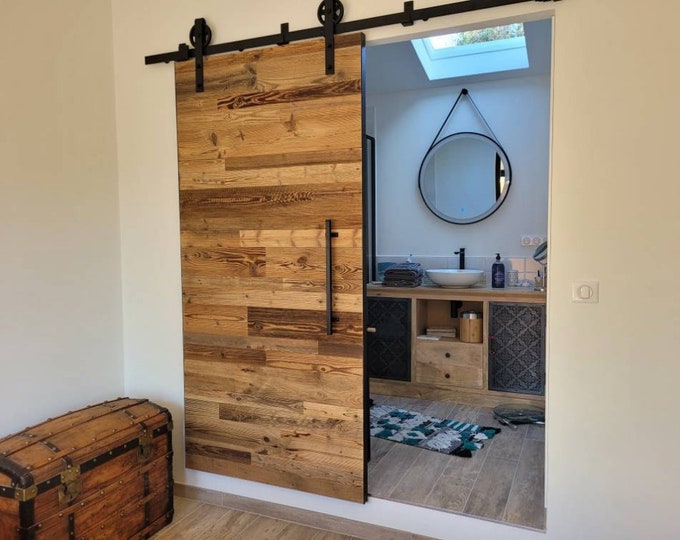 Sliding barndoor