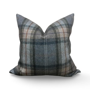 Decorative Pillow Worsted Plaid Grey 20x20&quot; Knife Edge Cover