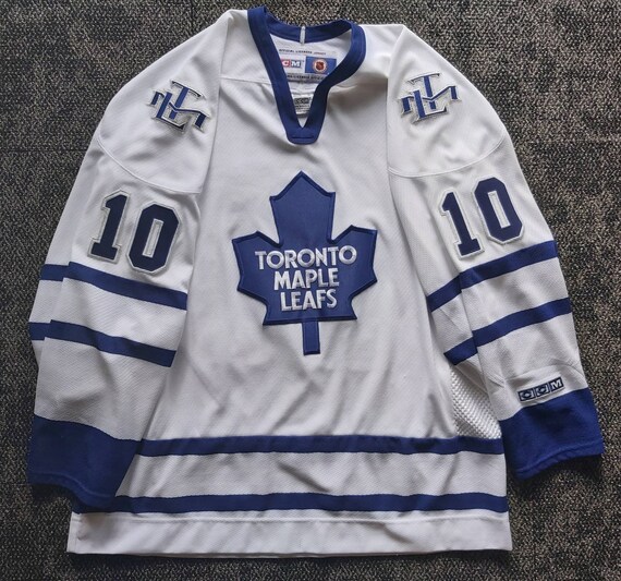 vintage toronto maple leafs jersey