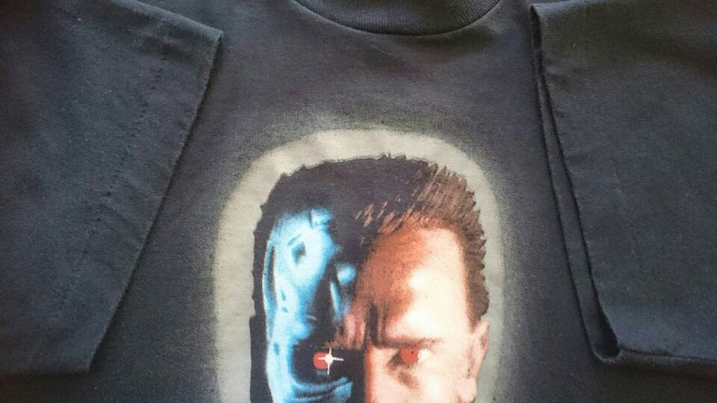 VTG 1991 Terminator 2 Judgement Day Shirt XL Extra Large Vintage Robocop Sweater Tee Carolco Predator Schwarzenegger